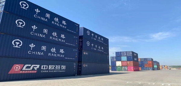 国际物流公司提醒|中欧铁路服务需求激增，航空货运包机价格达到新高