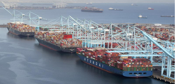 中国出口美国海运集装箱大增47％
